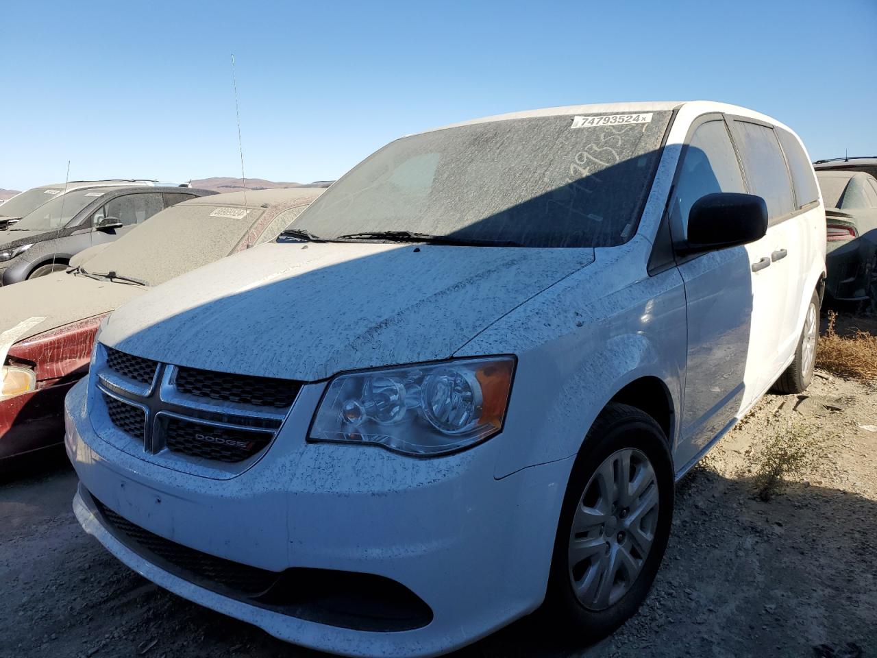 2019 Dodge Caravan - Image 1