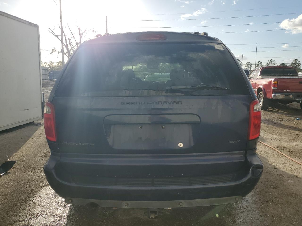 2006 Dodge Grand Caravan Sxt VIN: 2D4GP44L56R637215 Lot: 76187334