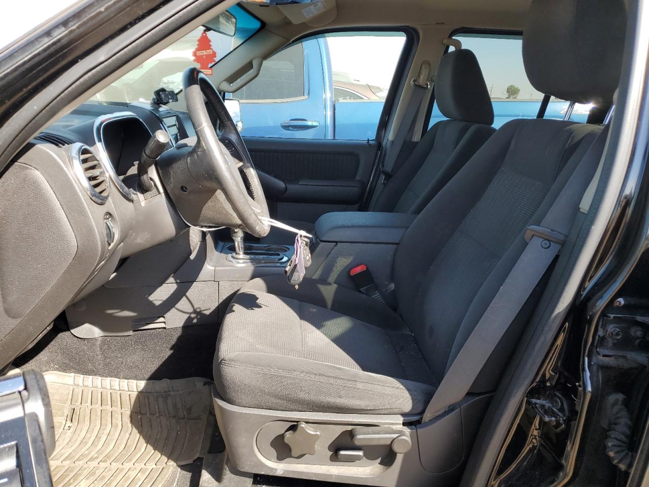 2009 Ford Explorer - Image 7