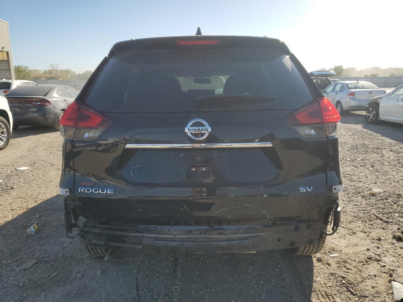 2017 Nissan Rogue S VIN: KNMAT2MT9HP600384 Lot: 73968964