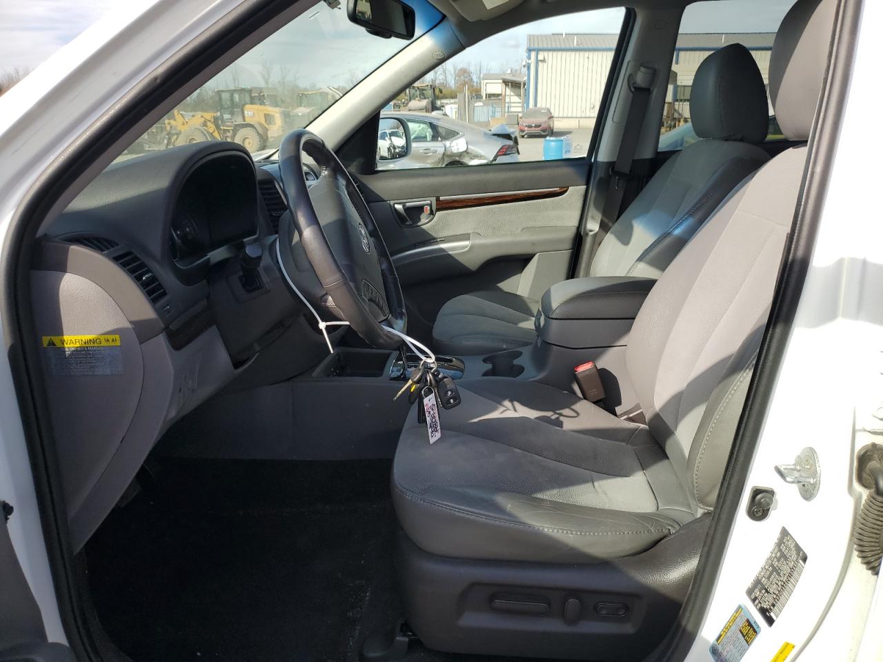 2012 Hyundai Santa Fe - Image 7