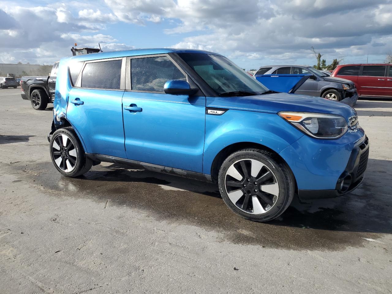 VIN KNDJP3A53G7403841 2016 KIA SOUL no.4