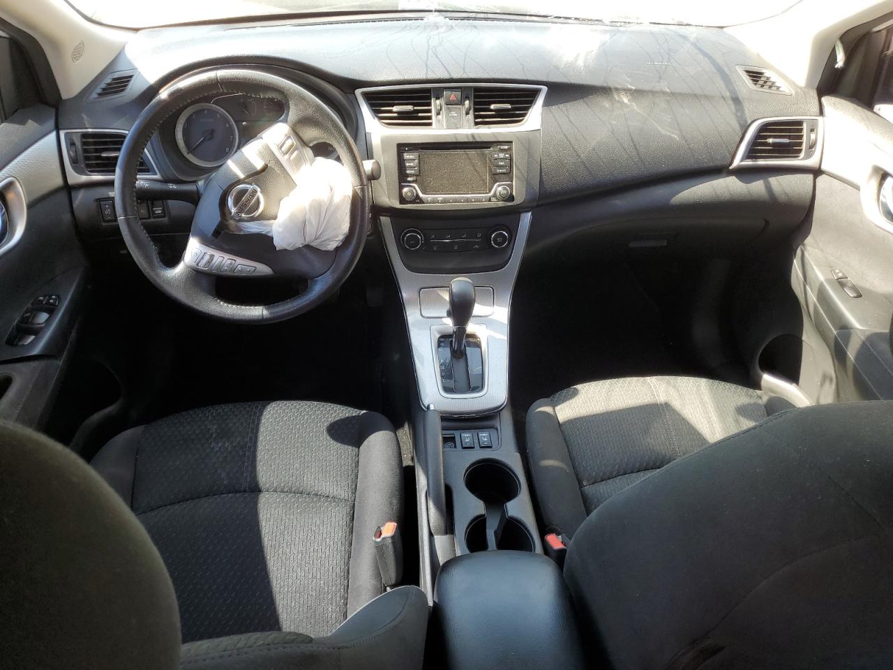 2015 Nissan Sentra - Image 8
