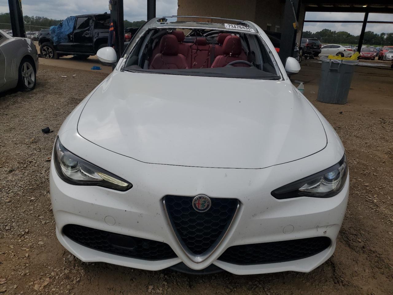 VIN ZARFAMBN3K7615486 2019 ALFA ROMEO GIULIA no.5