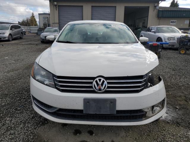  VOLKSWAGEN PASSAT 2014 Білий