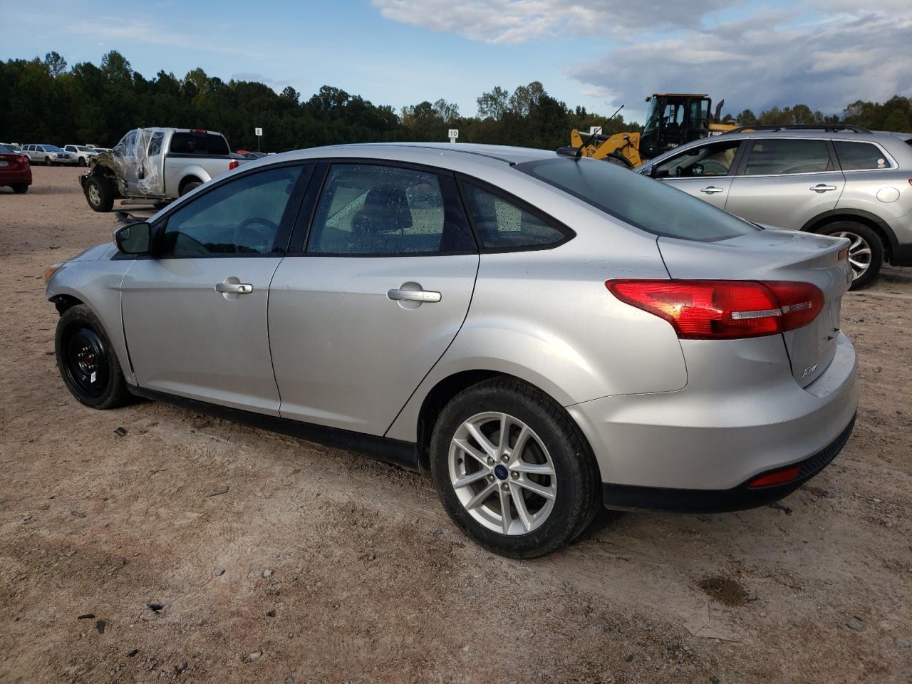 1FADP3F29HL300661 2017 FORD FOCUS - Image 2