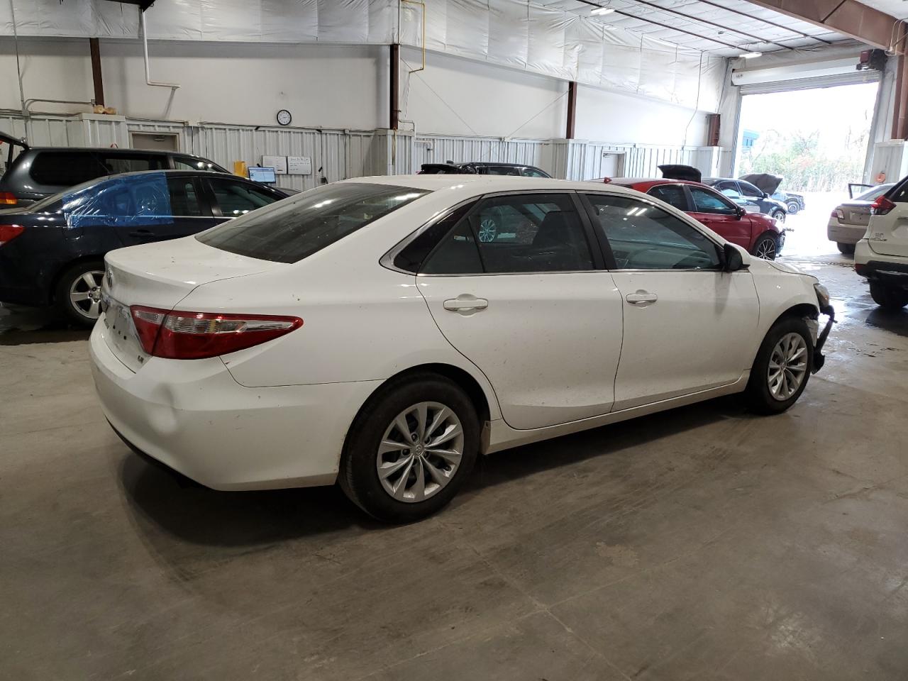 4T4BF1FK0GR555461 2016 Toyota Camry Le