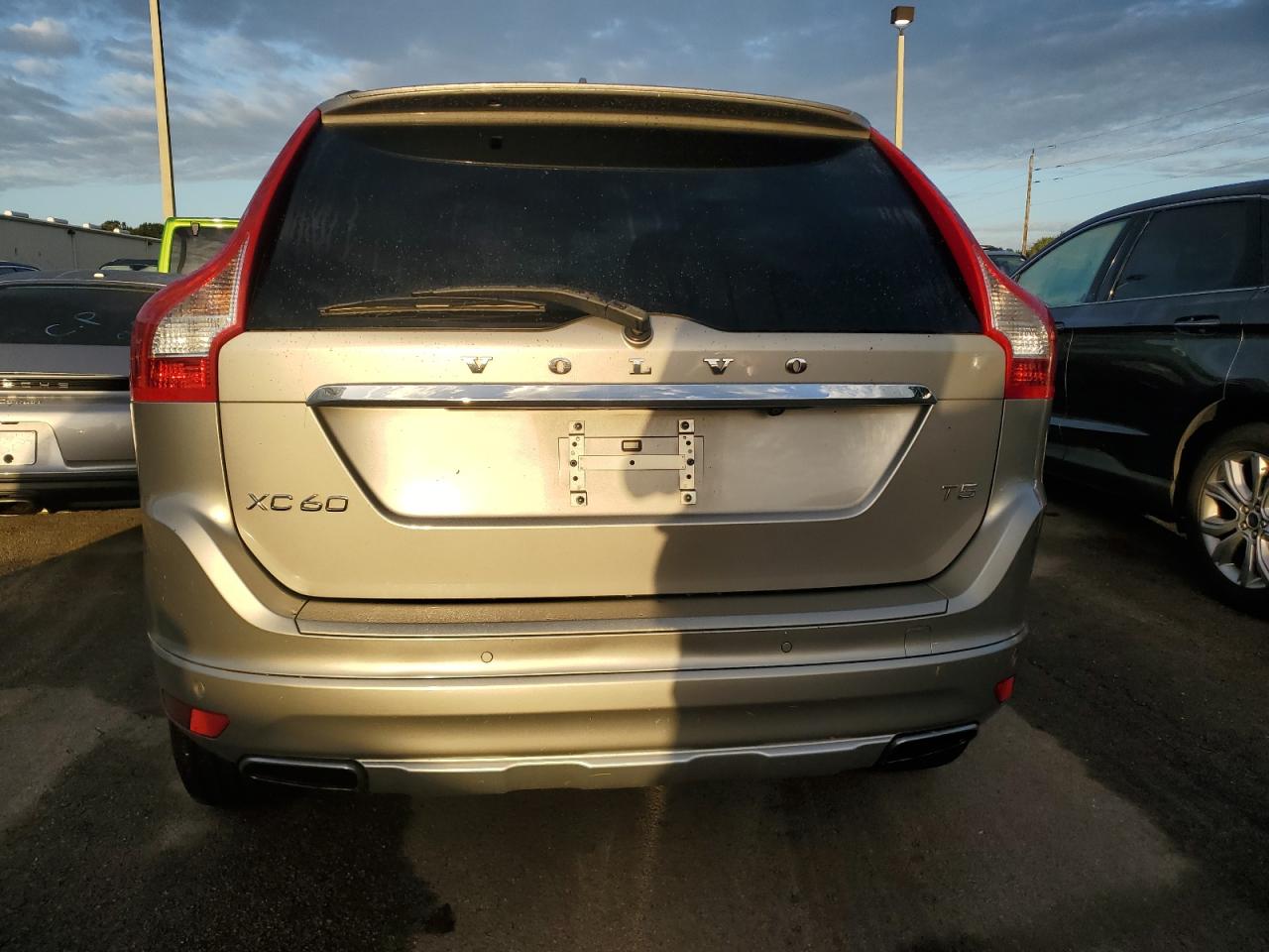 2015 Volvo Xc60 T5 Premier VIN: YV440MDK6F2726833 Lot: 74470814