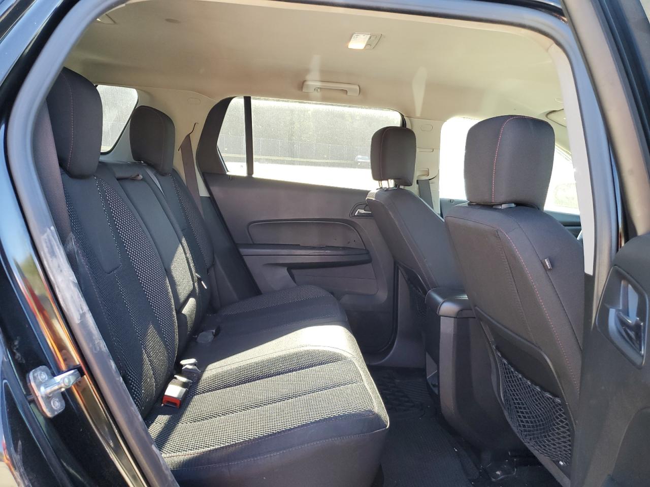 2017 GMC Terrain - Image 11