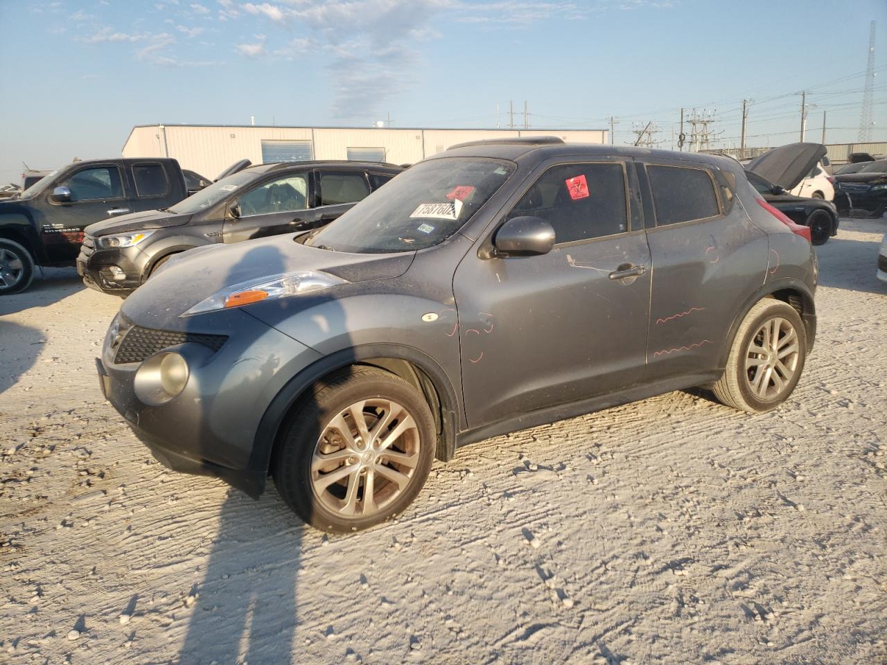 2014 Nissan Juke S VIN: JN8AF5MR4ET451208 Lot: 75876024