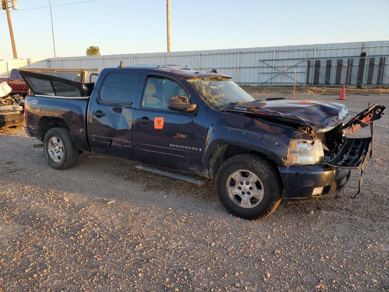 2007 Chevrolet Silverado - Image 4