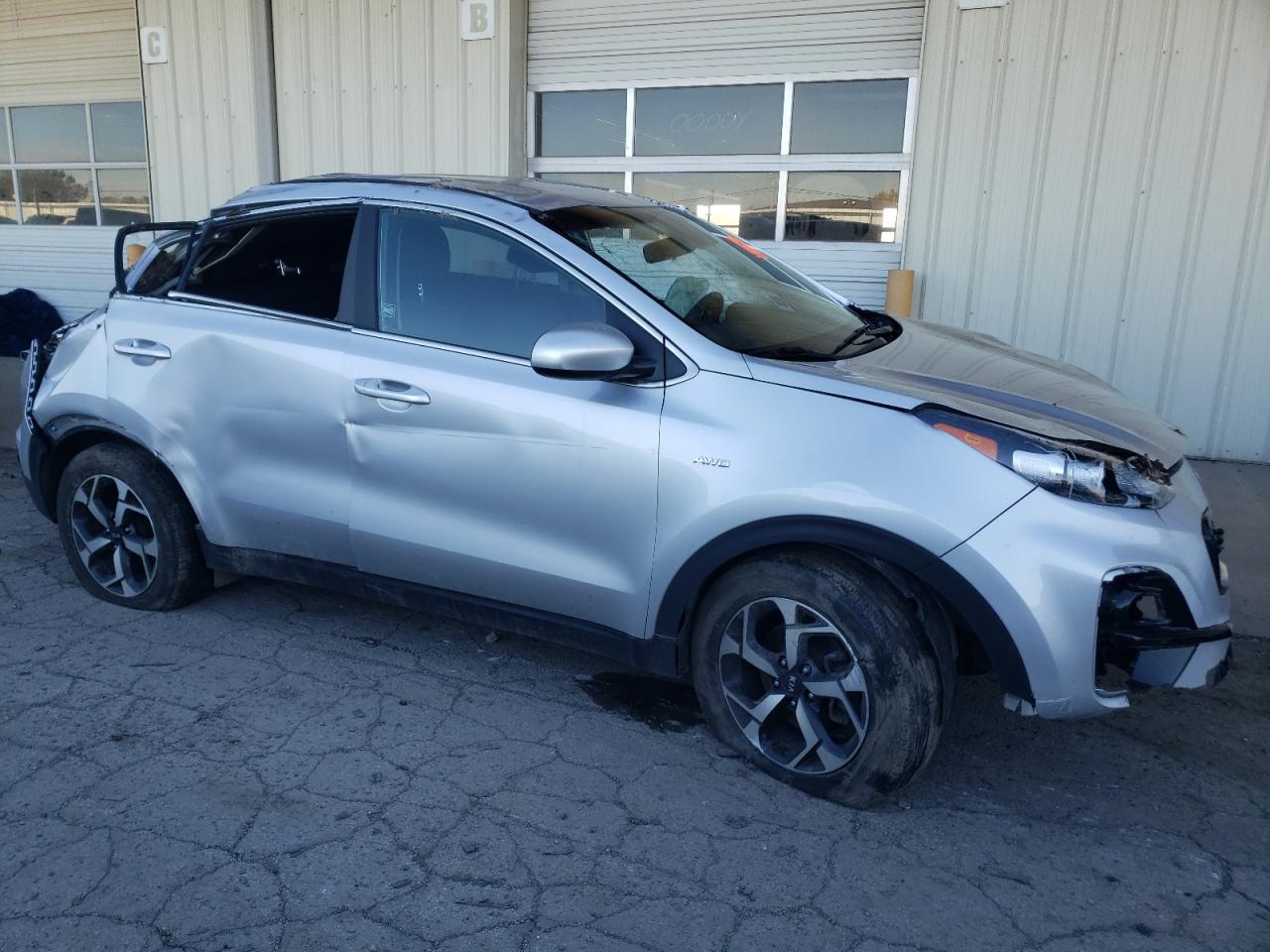 2022 Kia Sportage - Image 4