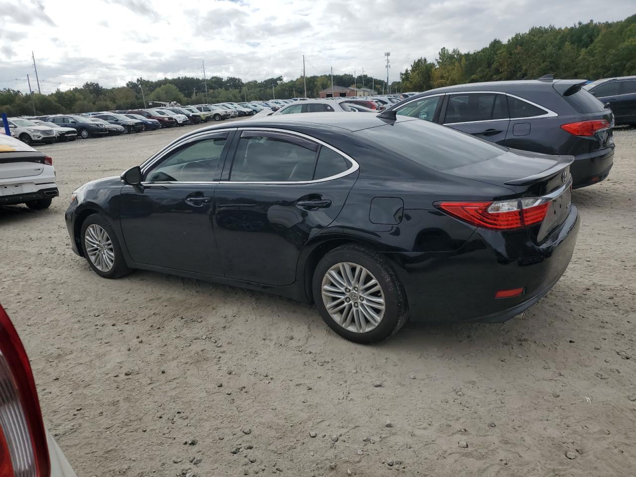 JTHBK1GG0F2194536 2015 LEXUS ES - Image 2