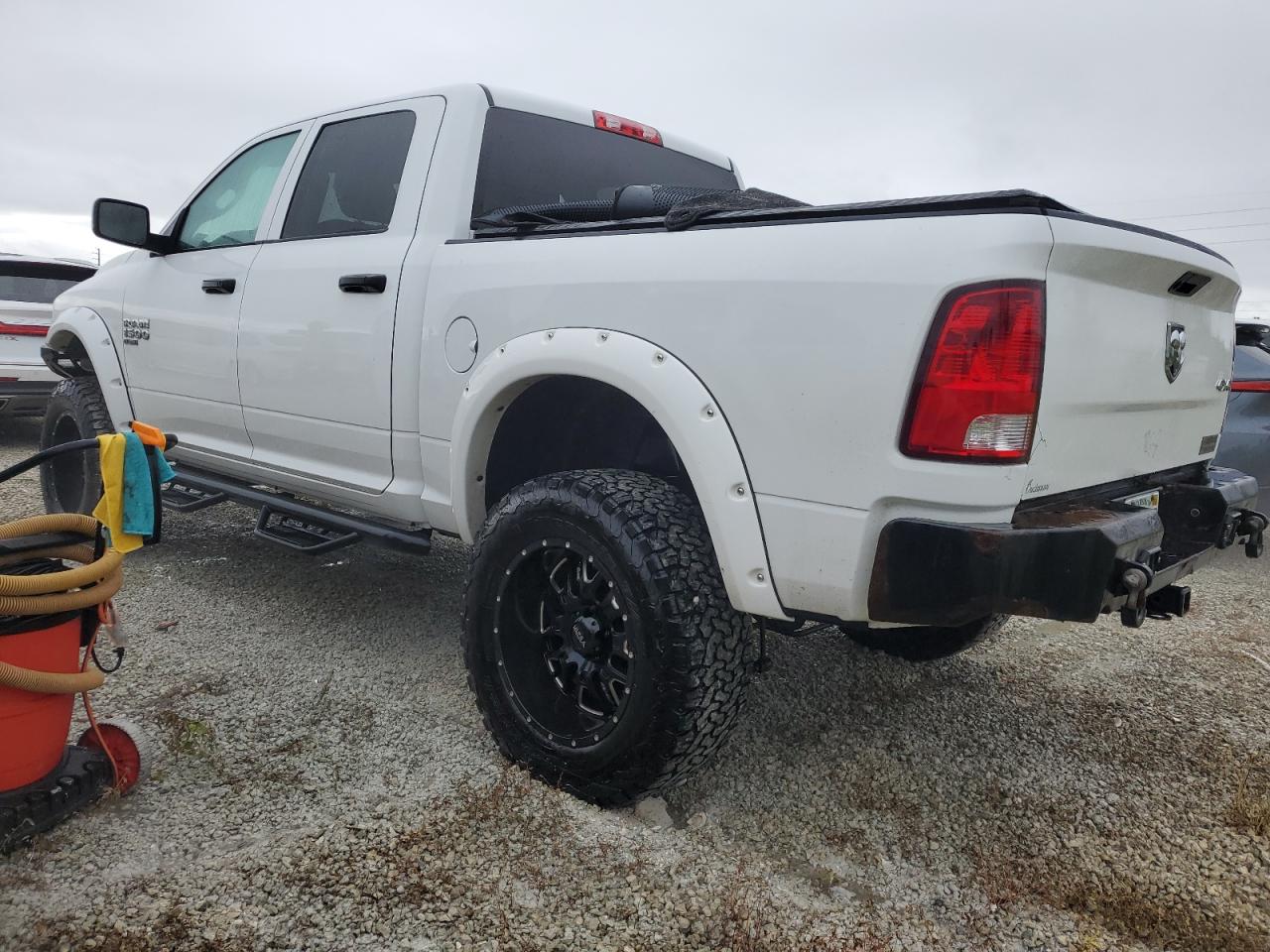 2020 RAM 1500 - Image 2