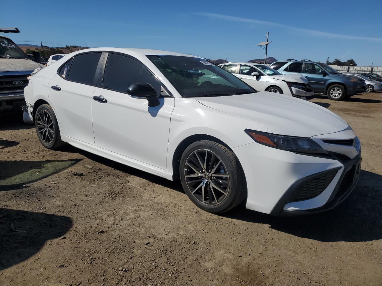 2021 Toyota Camry - Image 4