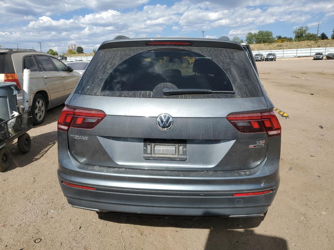 2018 Volkswagen Tiguan S VIN: 3VV0B7AX1JM131002 Lot: 75952314