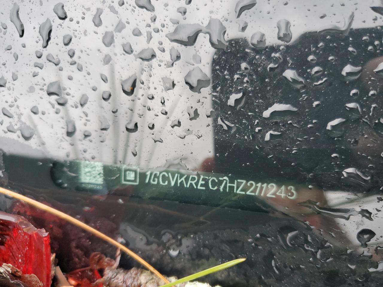 2017 Chevrolet Silverado K1500 Lt VIN: 1GCVKREC7HZ211243 Lot: 74697914