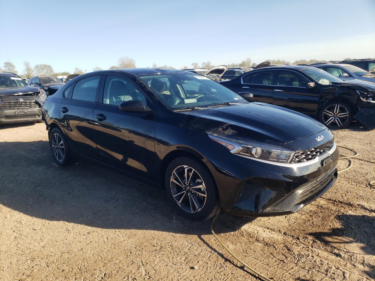 2023 Kia Forte - Image 4