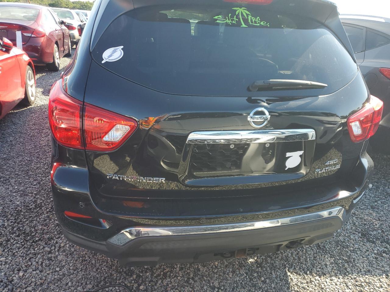 2018 Nissan Pathfinder S VIN: 5N1DR2MM2JC647558 Lot: 74280874