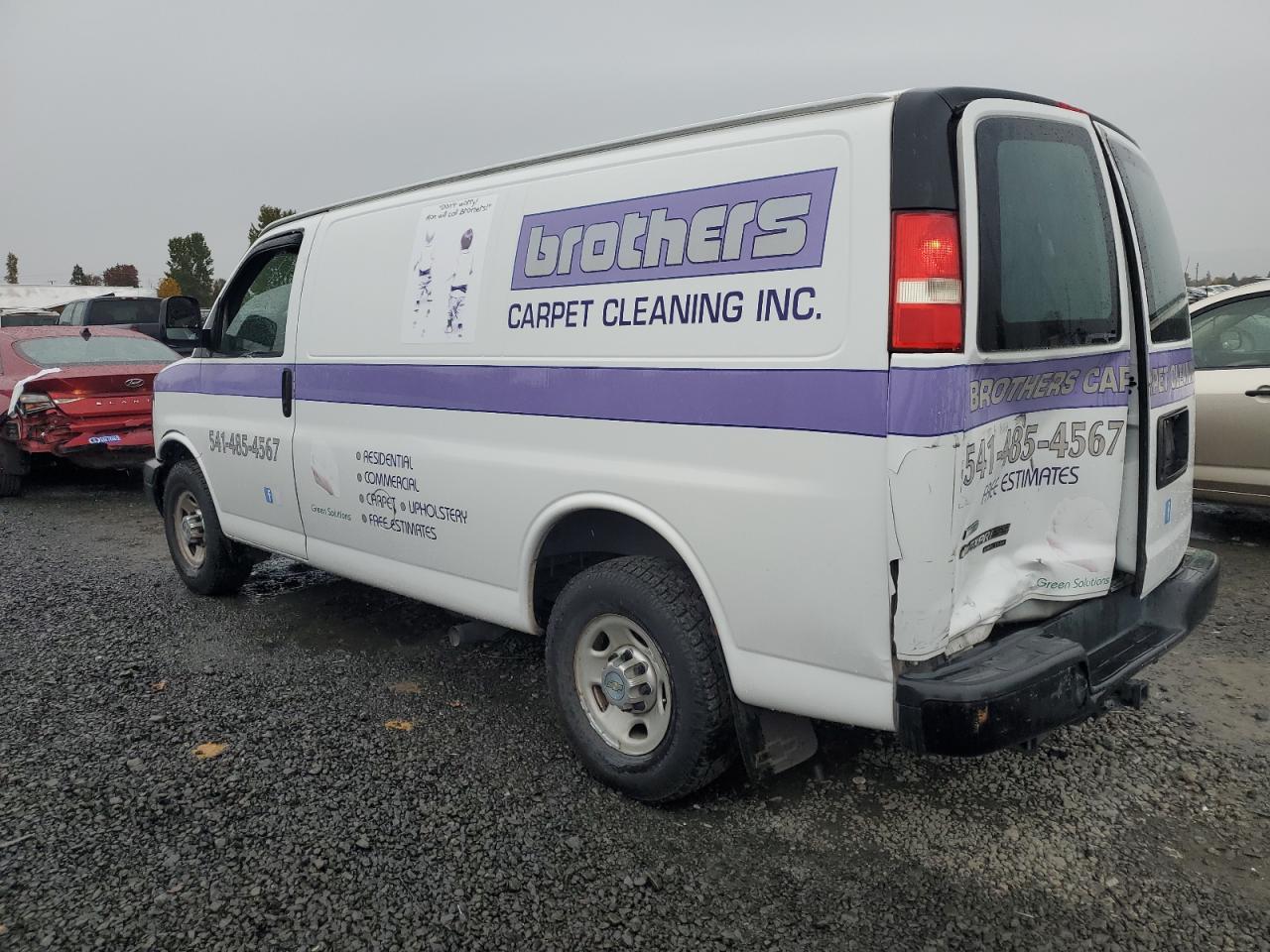 2011 Chevrolet Express - Image 2