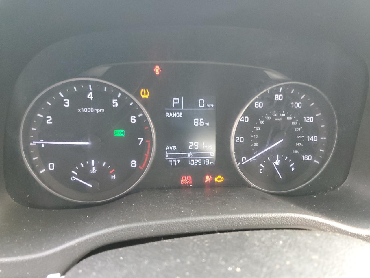 2017 Hyundai Elantra - Image 9