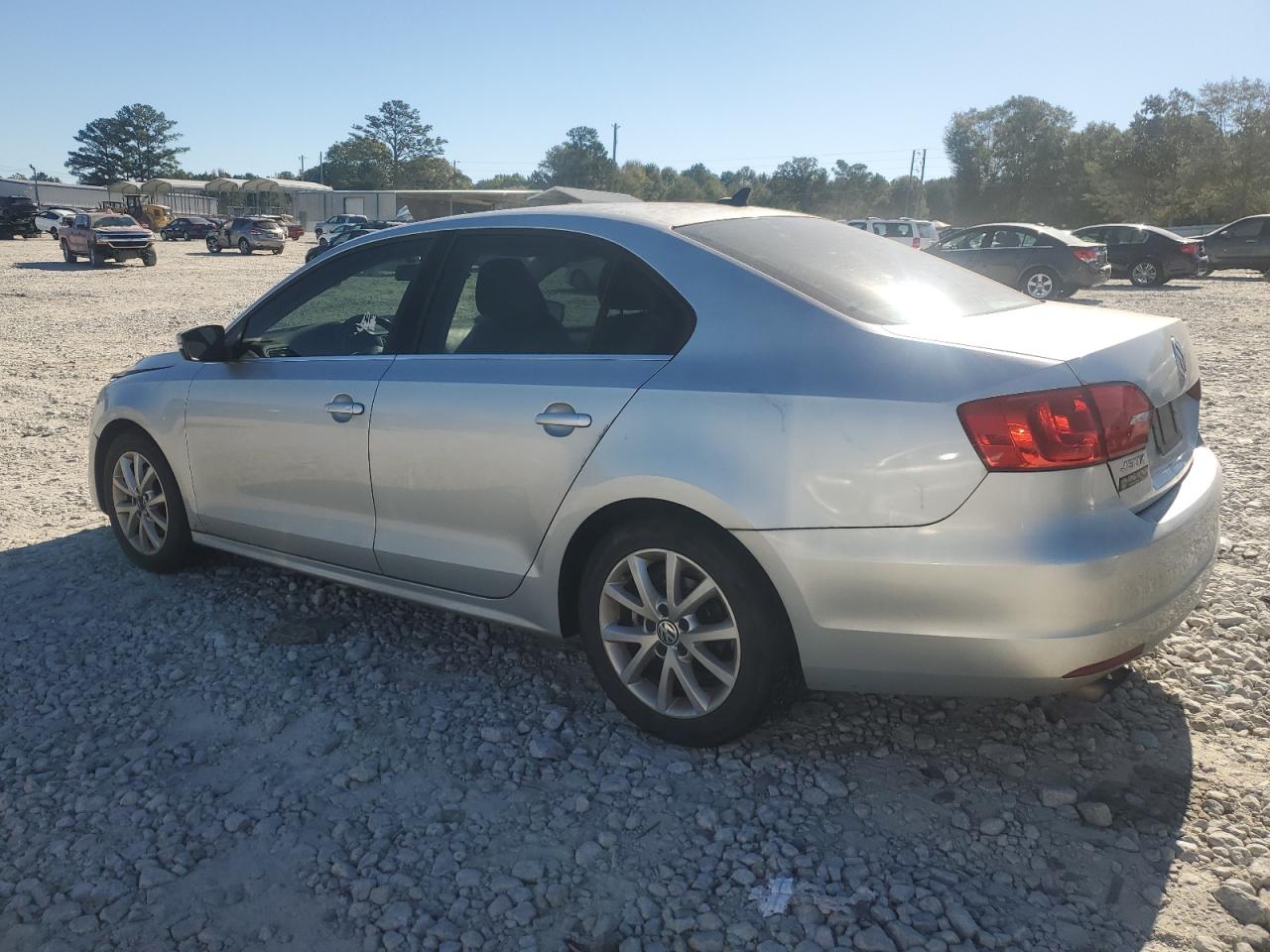 2014 Volkswagen Jetta - Image 2