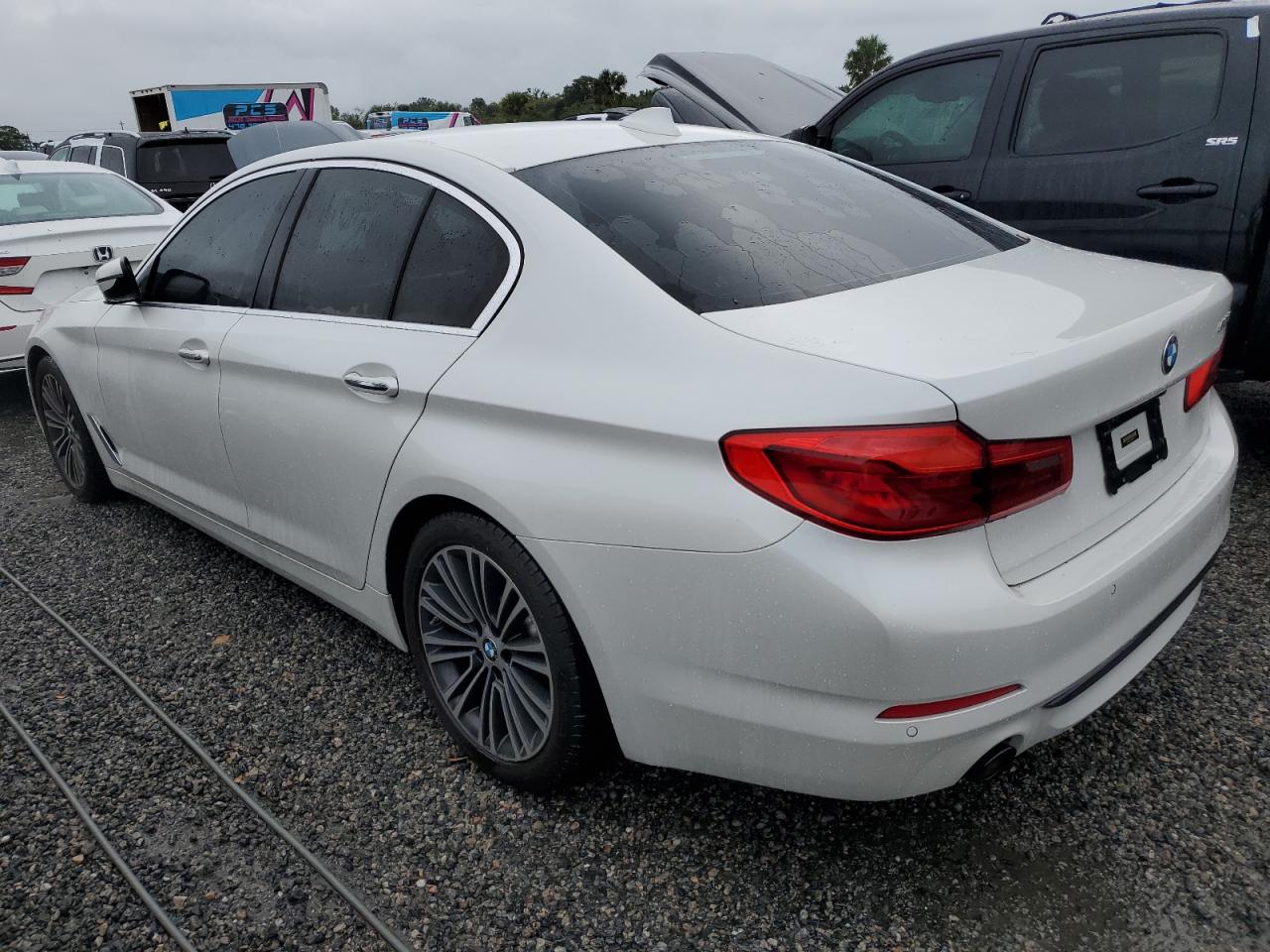 WBAJA5C55JG900159 2018 BMW 5 SERIES - Image 2