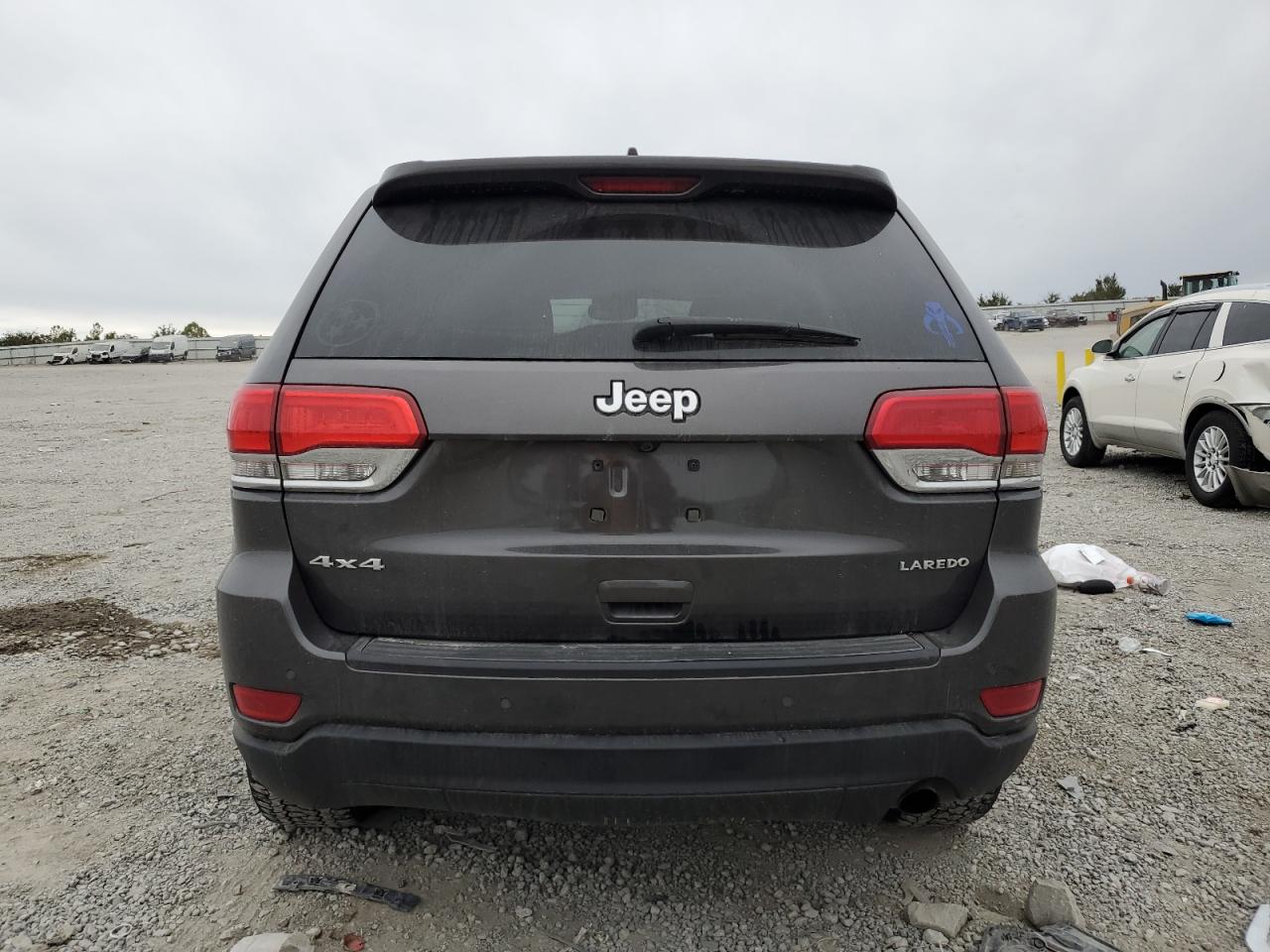 2018 Jeep Grand Cherokee Laredo VIN: 1C4RJFAG9JC296980 Lot: 75637124