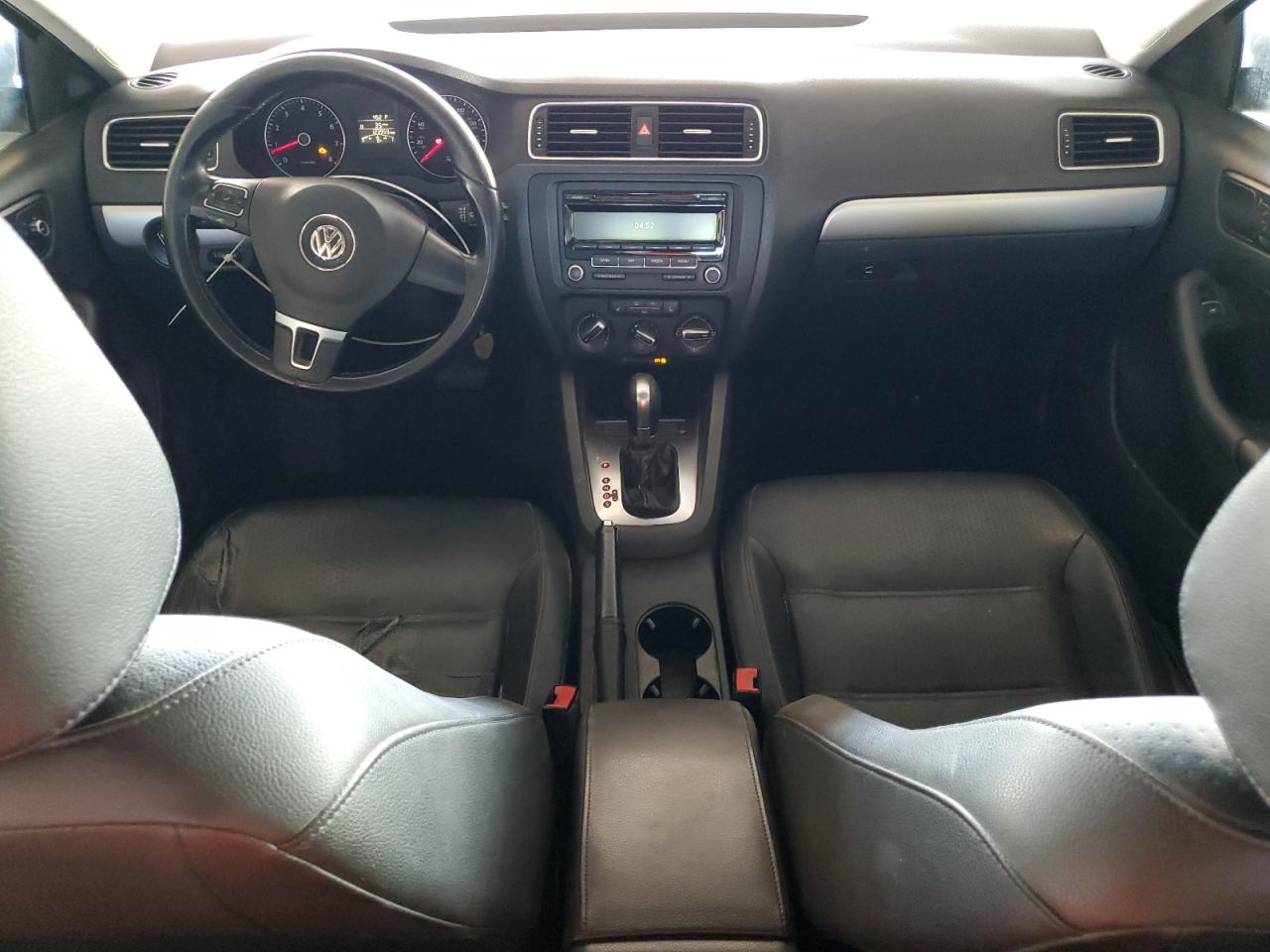 2014 Volkswagen Jetta - Image 8
