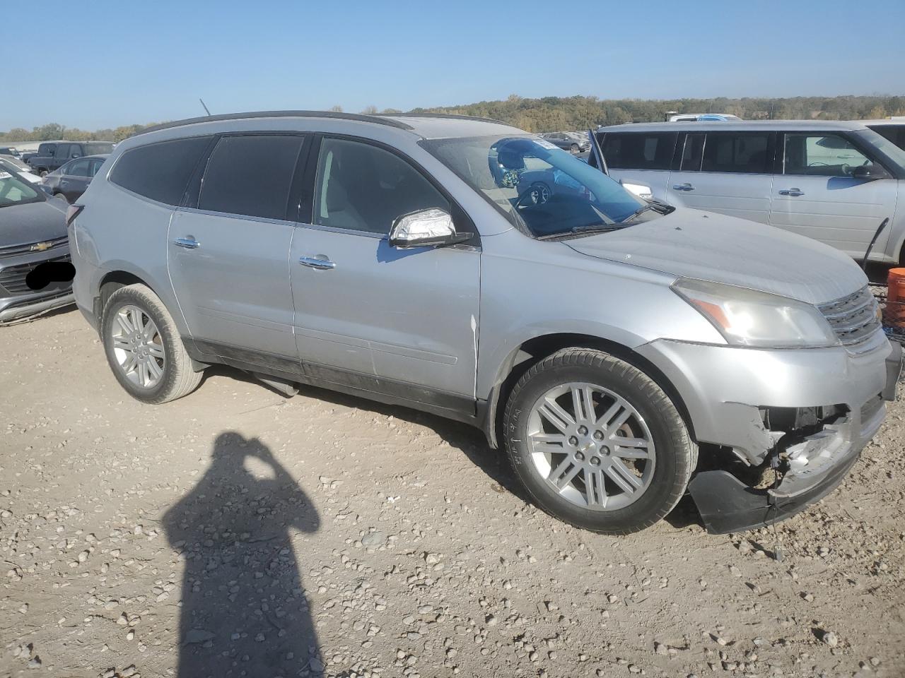 VIN 1GNKRGKD5DJ118592 2013 CHEVROLET TRAVERSE no.4