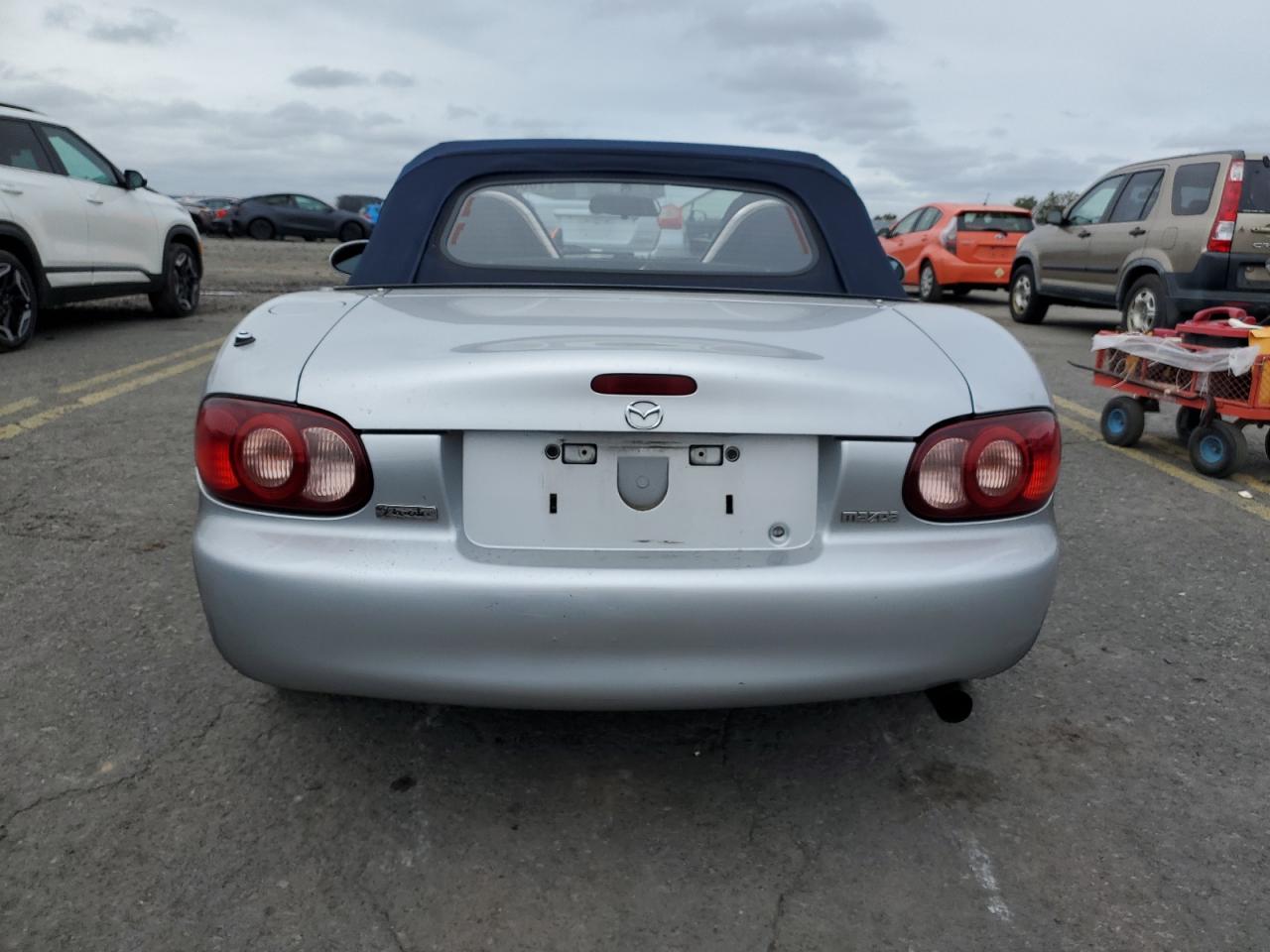 JM1NB353840402908 2004 Mazda Mx-5 Miata Base