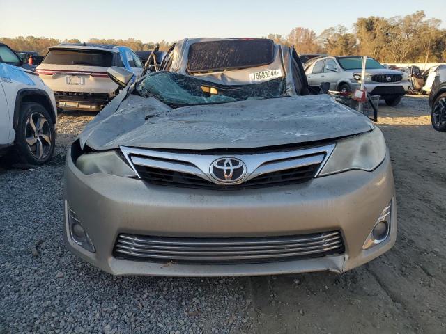 Sedans TOYOTA CAMRY 2014 Silver