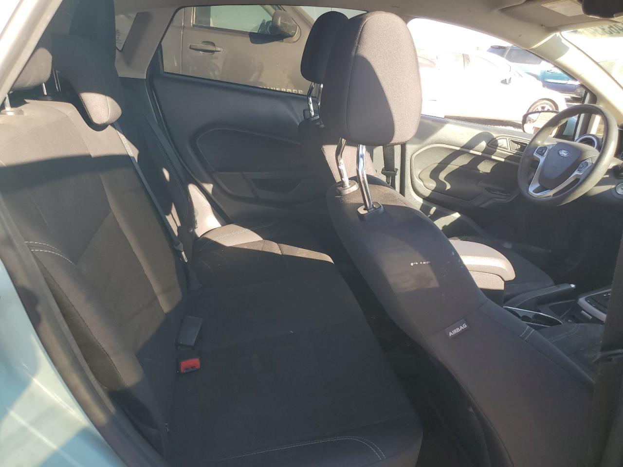 2017 Ford Fiesta - Image 10