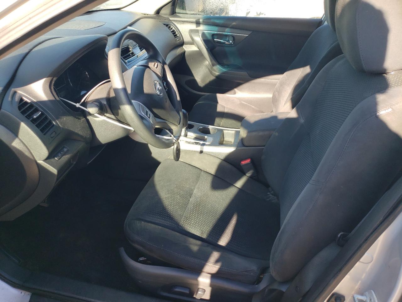 2015 Nissan Altima - Image 7