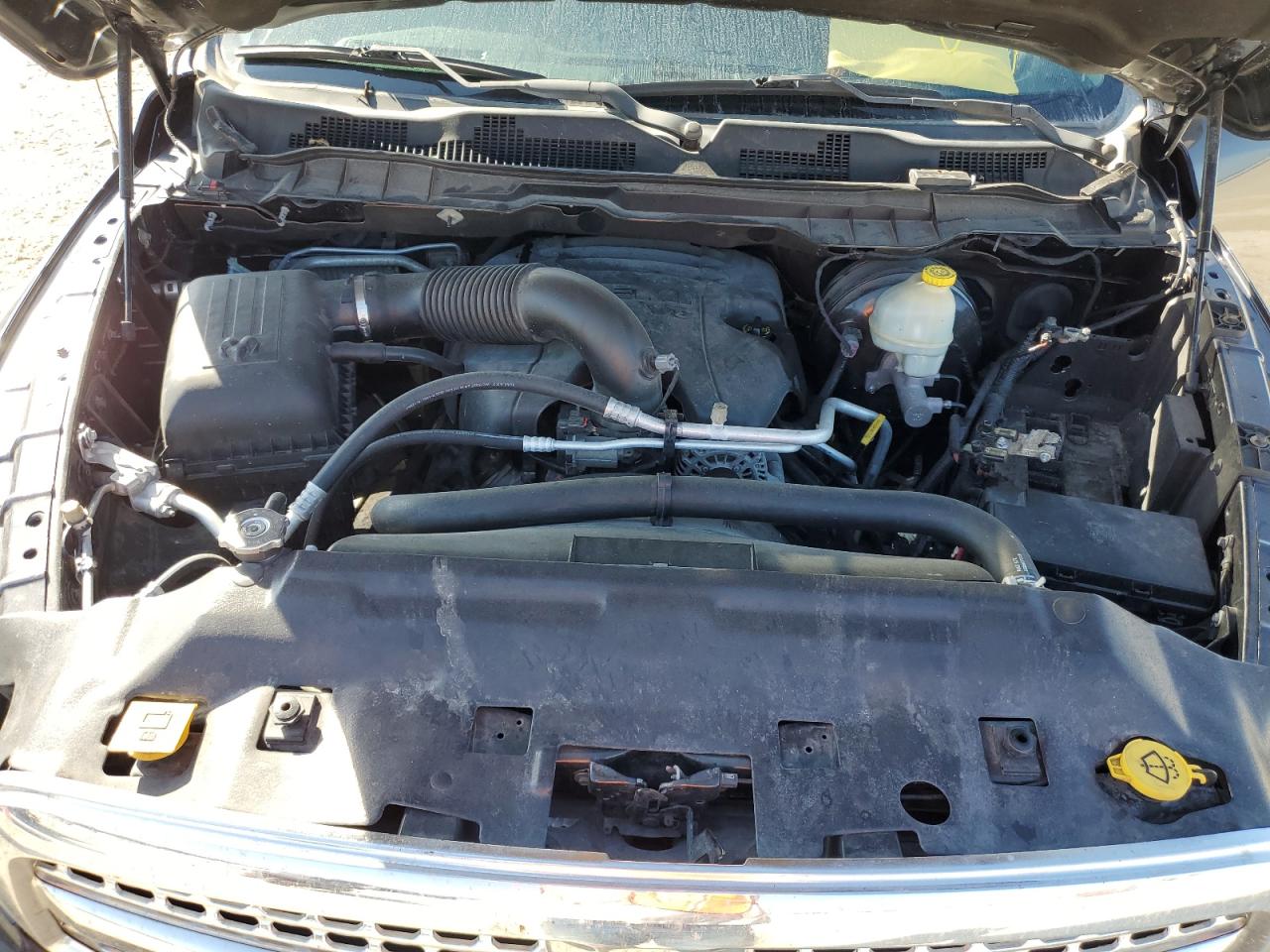 2016 RAM 1500 - Image 11