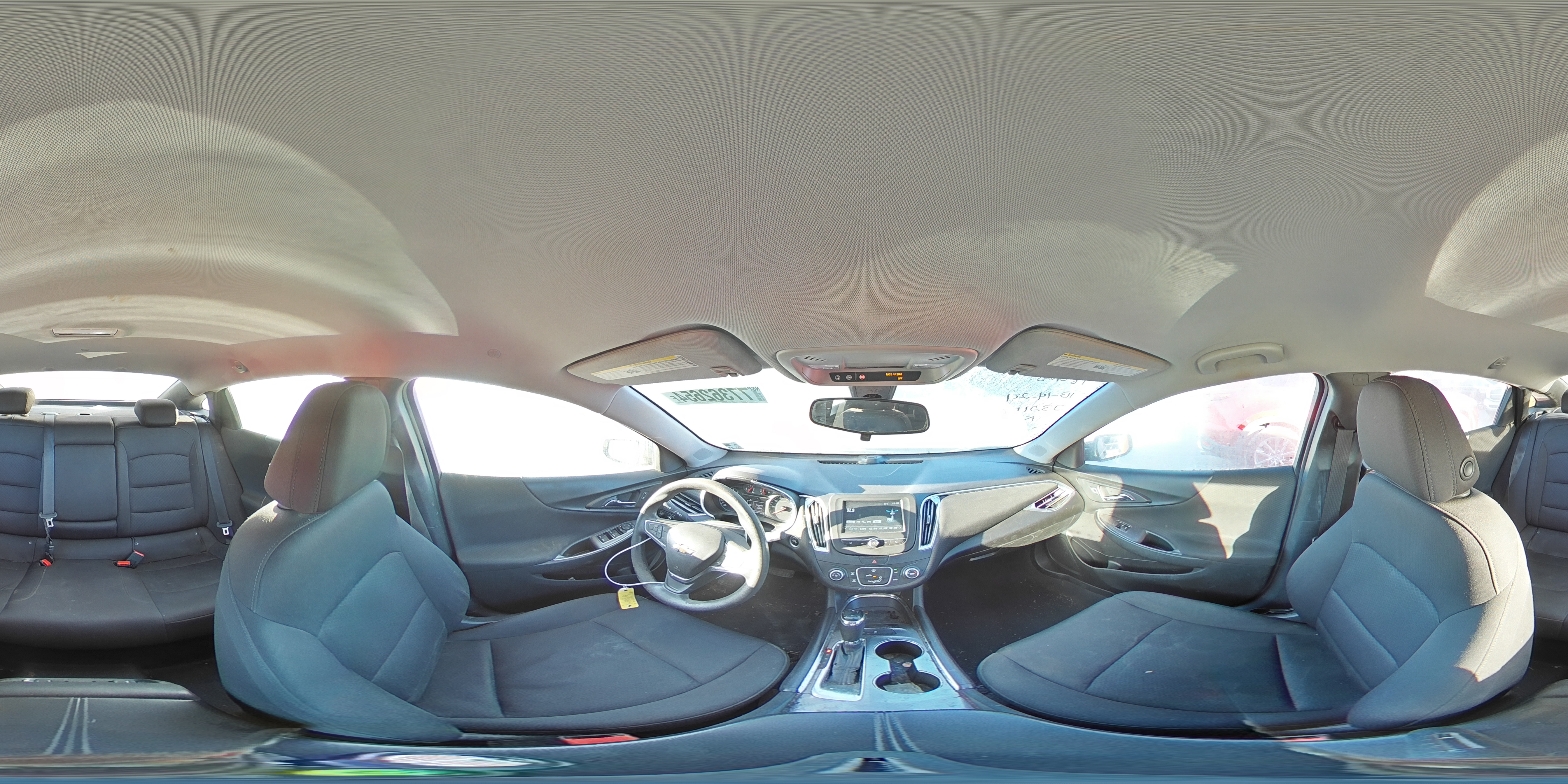 2018 Chevrolet Malibu - Image 13