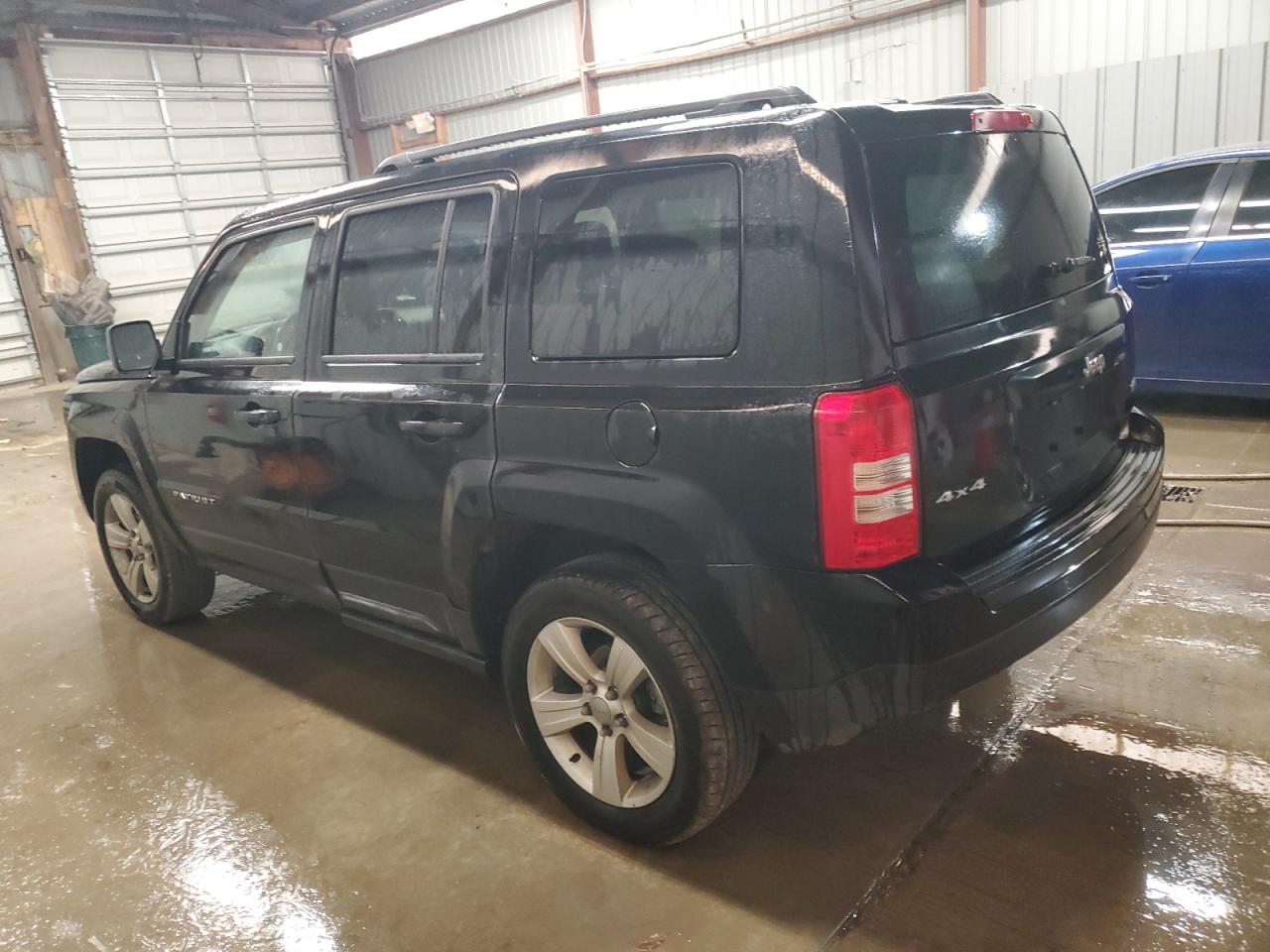 2015 Jeep Liberty (Patriot) - Image 2