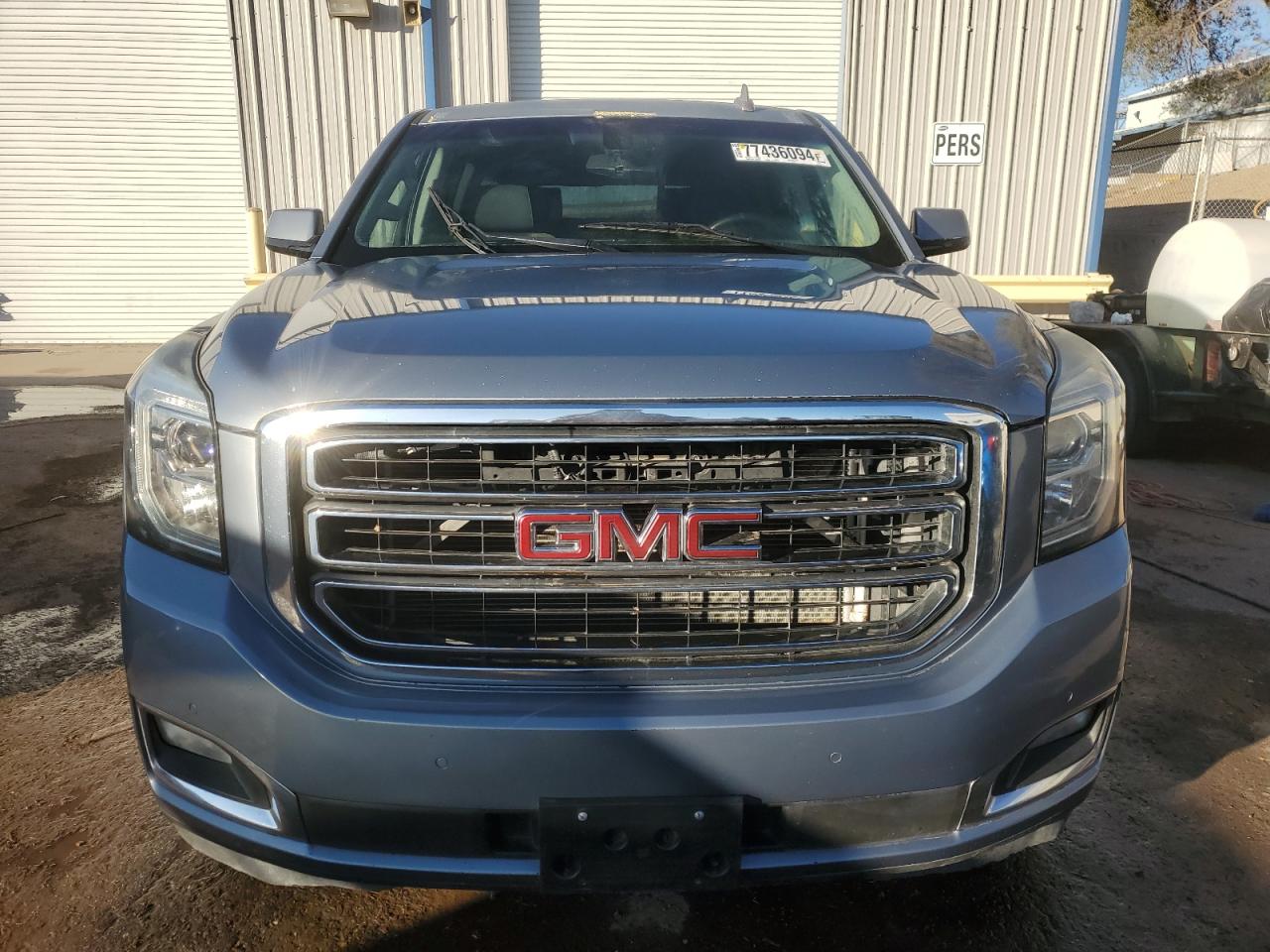 2016 GMC Yukon - Image 5