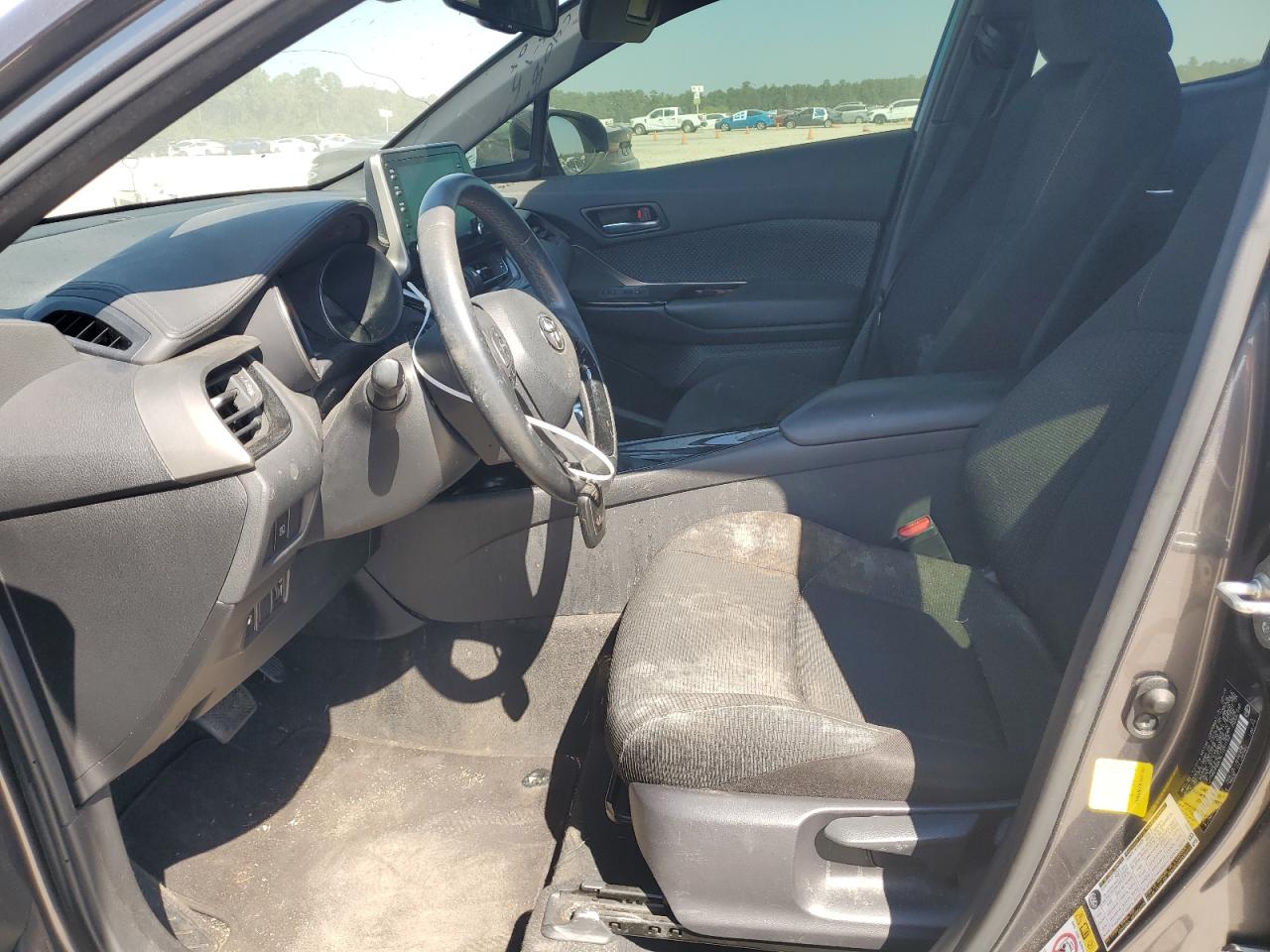 JTNKHMBX3K1037152 2019 Toyota C-Hr Xle