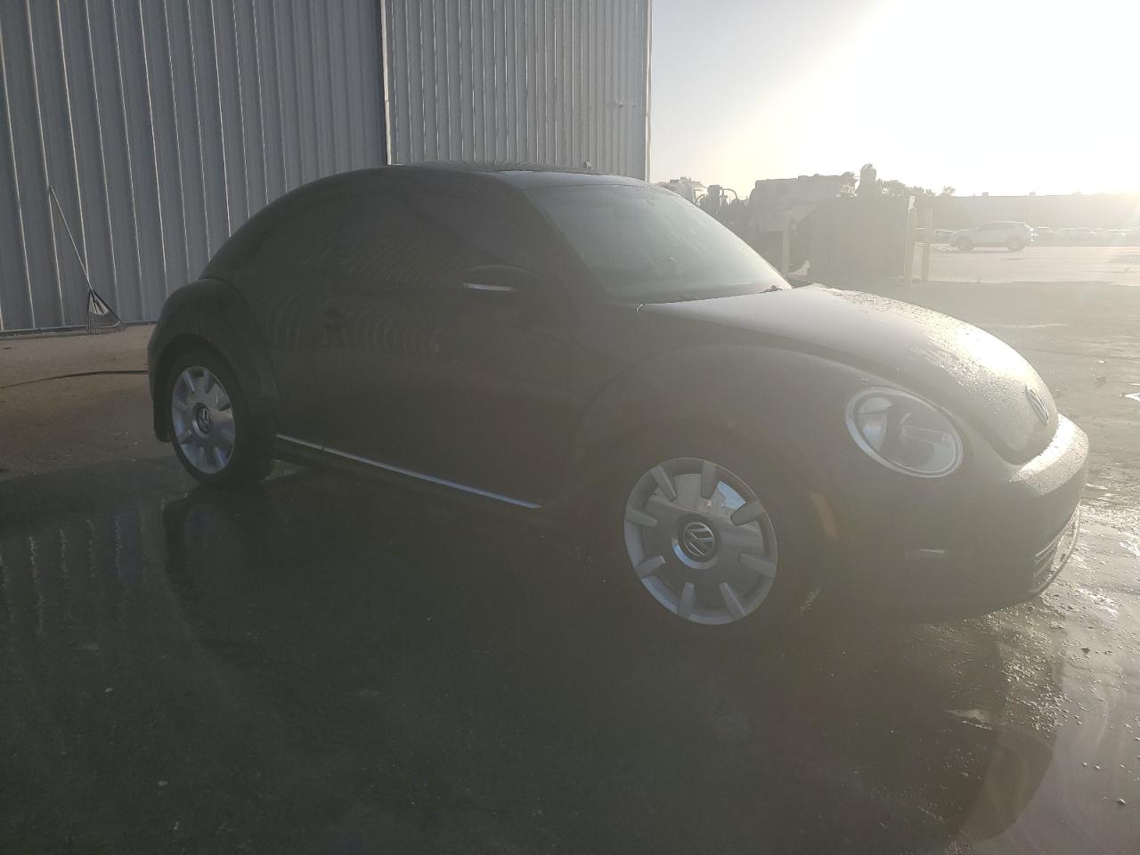 2013 Volkswagen Beetle VIN: 3VWJP7AT0DM665613 Lot: 78322324