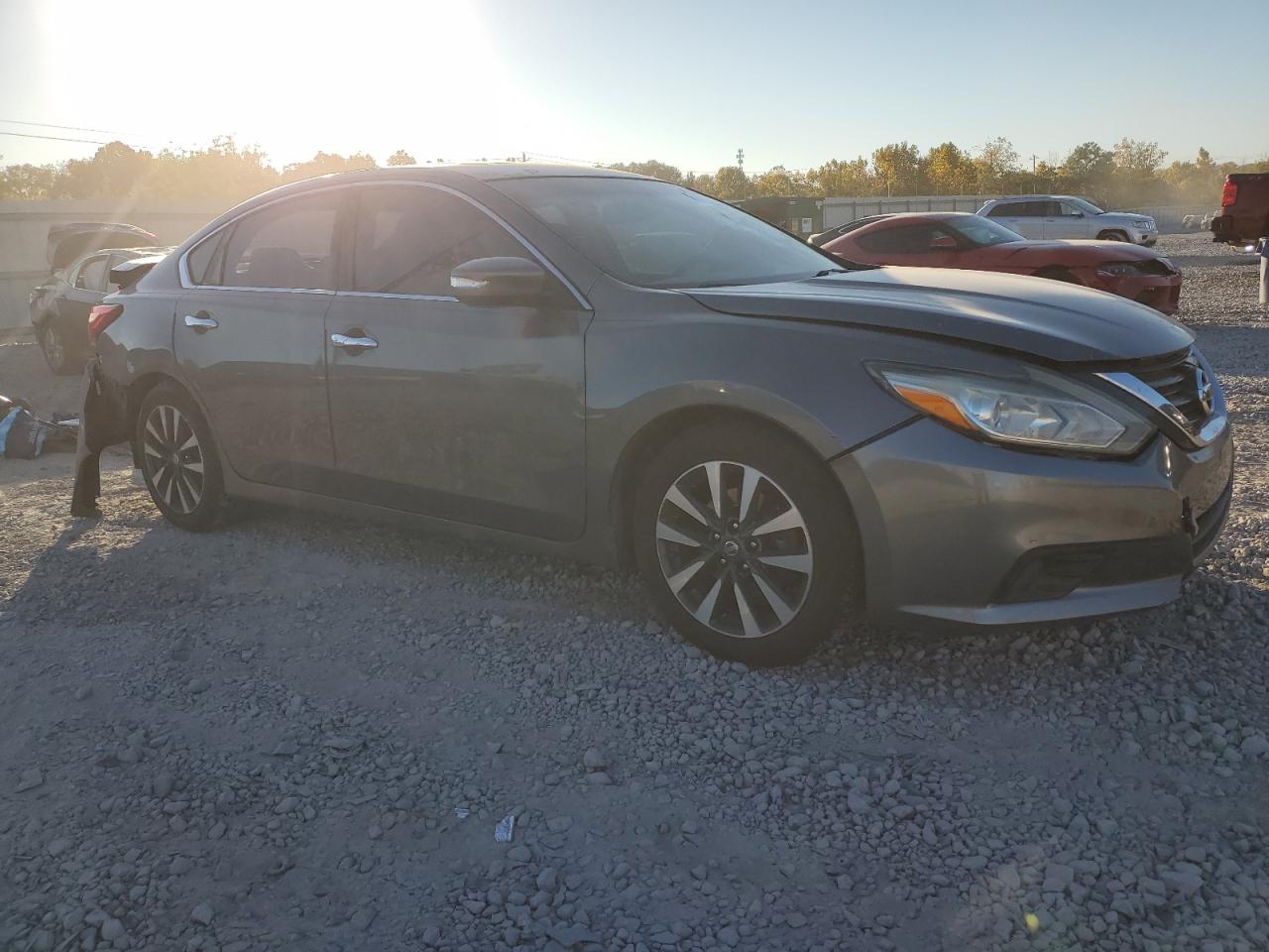 2016 Nissan Altima - Image 4