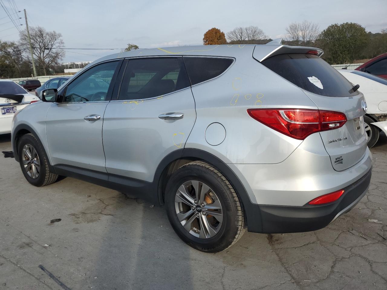 2016 Hyundai Santa Fe - Image 2