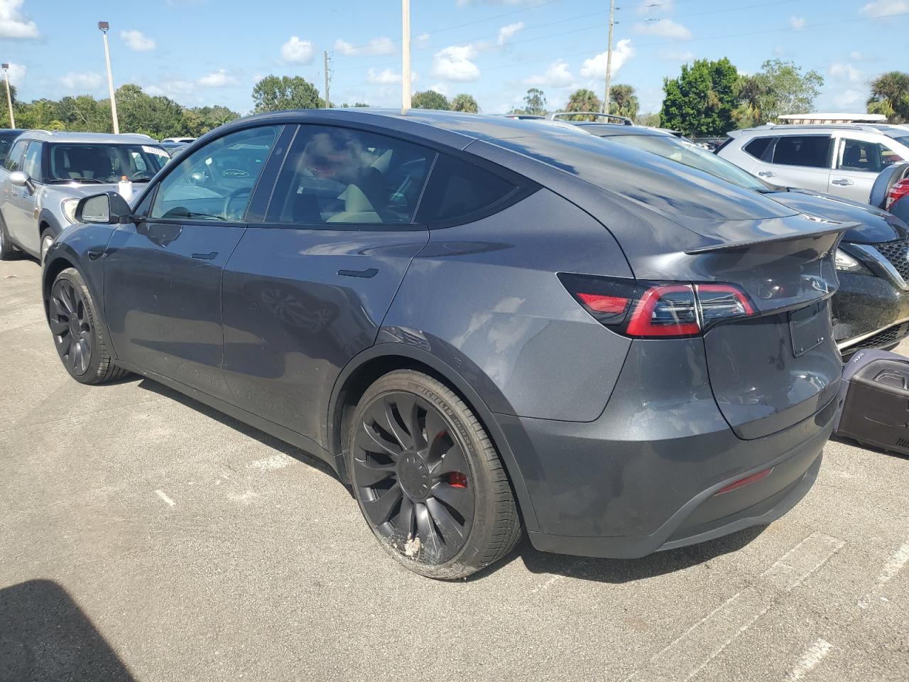 7SAYGDEF0PF843665 2023 TESLA MODEL Y - Image 2