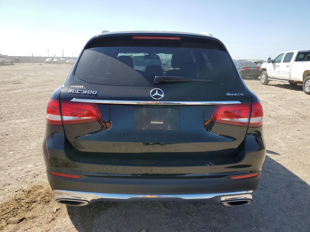 WDC0G4KB4JV105429 2018 Mercedes-Benz Glc 300 4Matic