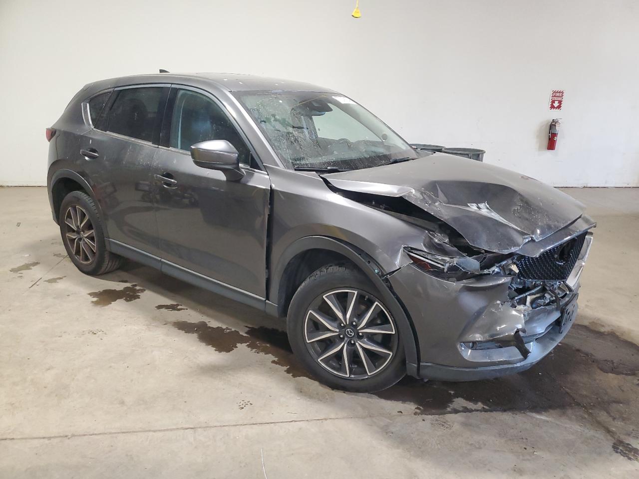 2018 Mazda Cx-5 Grand Touring VIN: JM3KFBDM4J0380047 Lot: 77219134