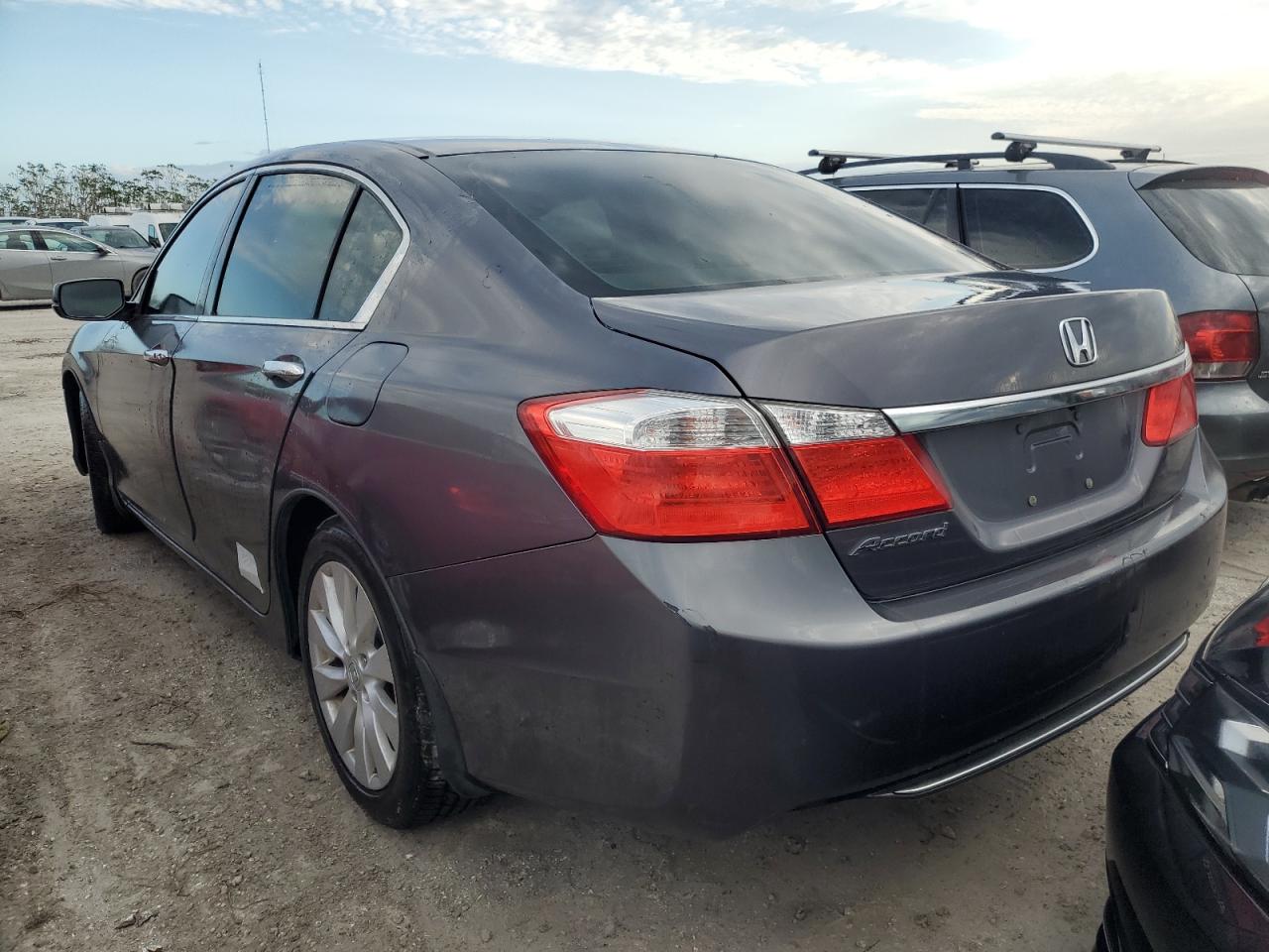 2015 Honda Accord - Image 2
