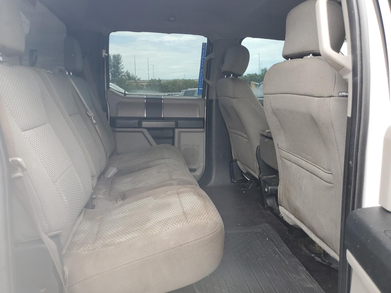 1FTEW1C83HFC05283 2017 Ford F150 Supercrew