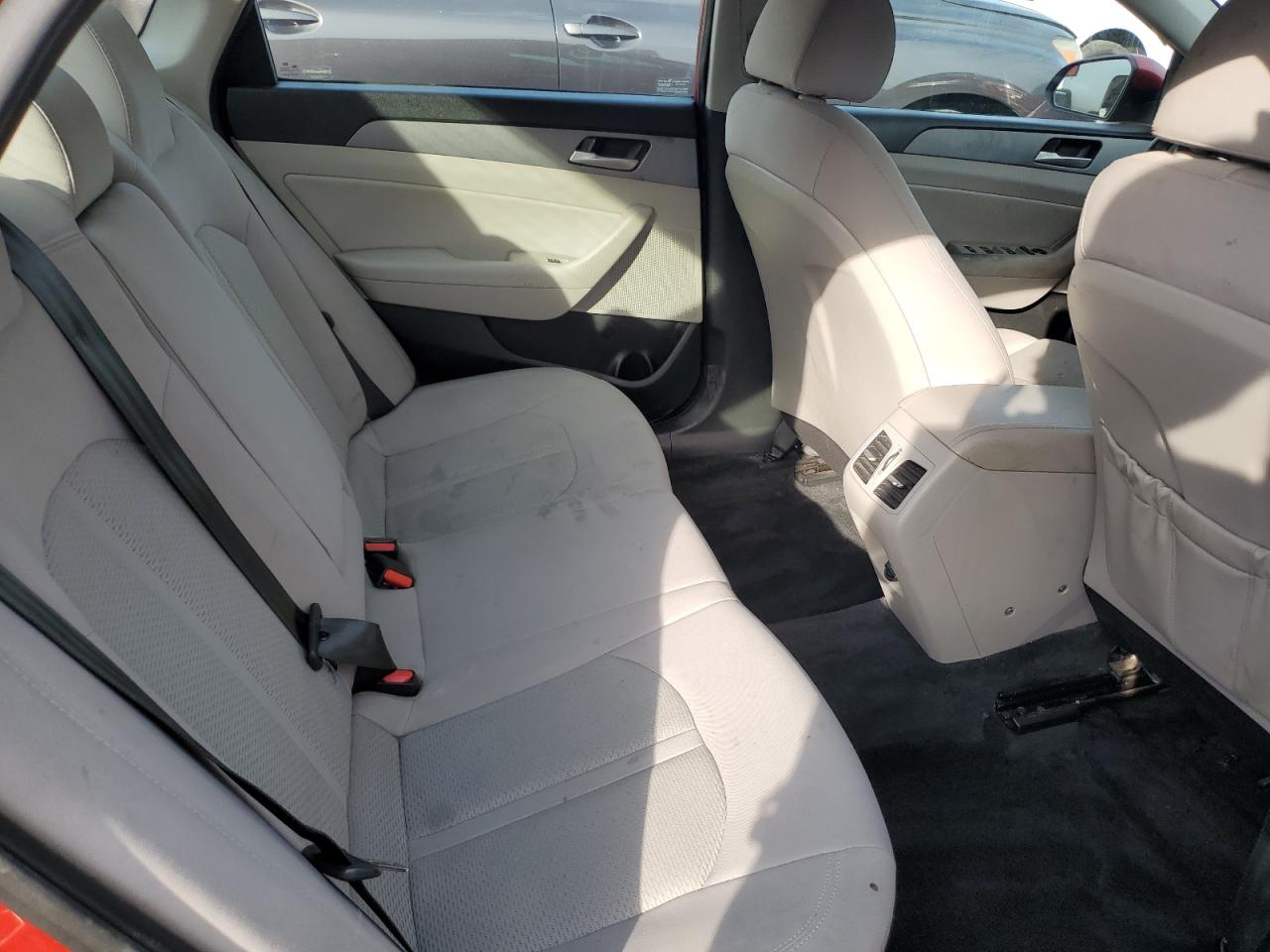 2018 Hyundai Sonata - Image 10