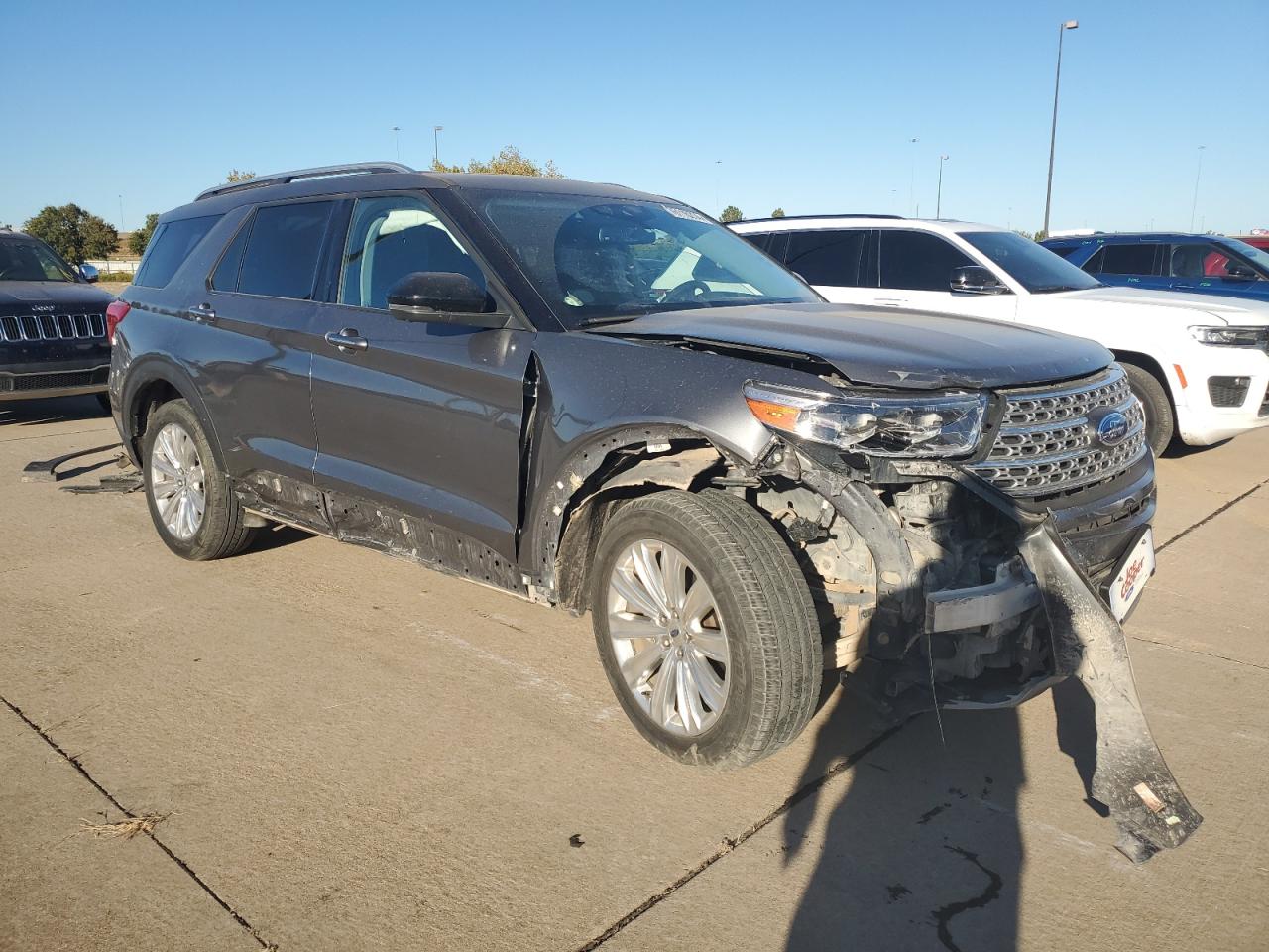 2021 Ford Explorer - Image 4