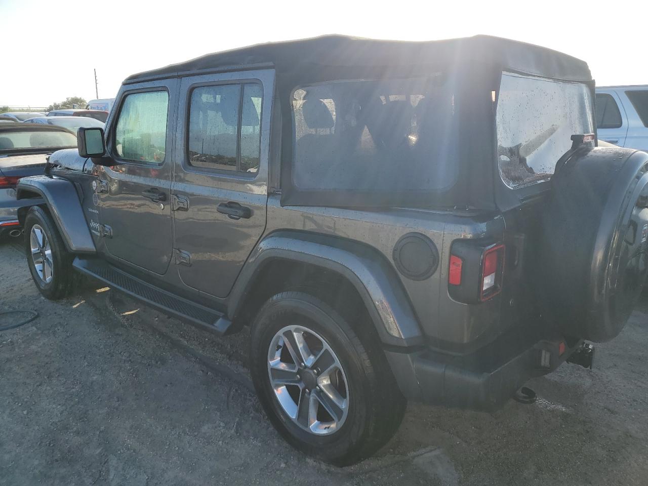 2018 Jeep Wrangler Unlimited Sahara VIN: 1C4HJXEG3JW151833 Lot: 75657744